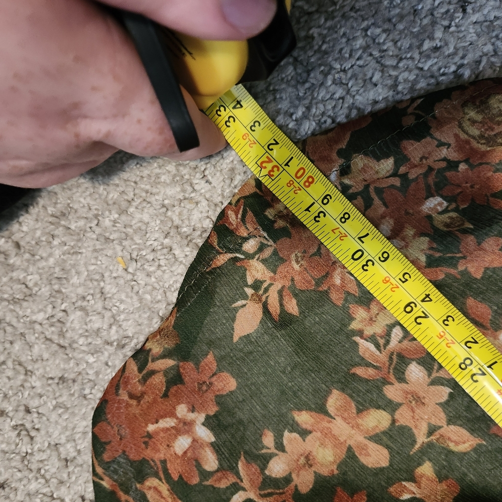 Handmade One-of-a-Kind Off-Shoulder Floral Dress – Fits Most 28”+ Stretch Waist - Picture 5 of 7